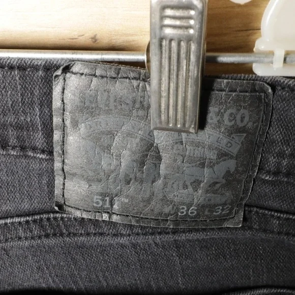 Levi's 511 Slim Fit Dark Wash Jeans Mens Size 36x30 Button Fly Cotton Blend - Picture 3 of 8